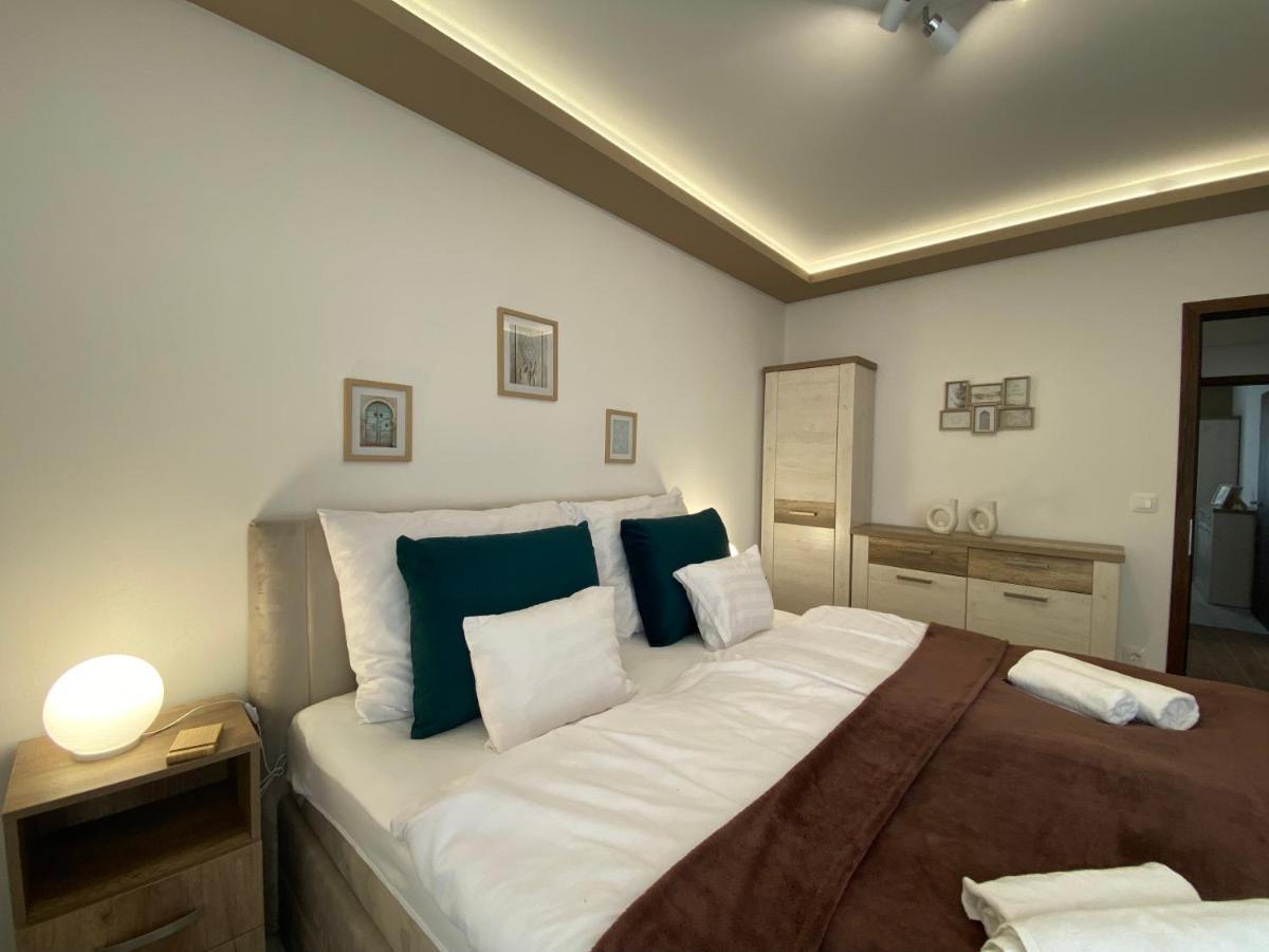Sunshine Homes Zamardi Exterior photo